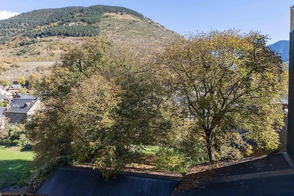 A1 Eraclau - Eth Pedralles Con 2 Garages En Vielha 0*,  Spain